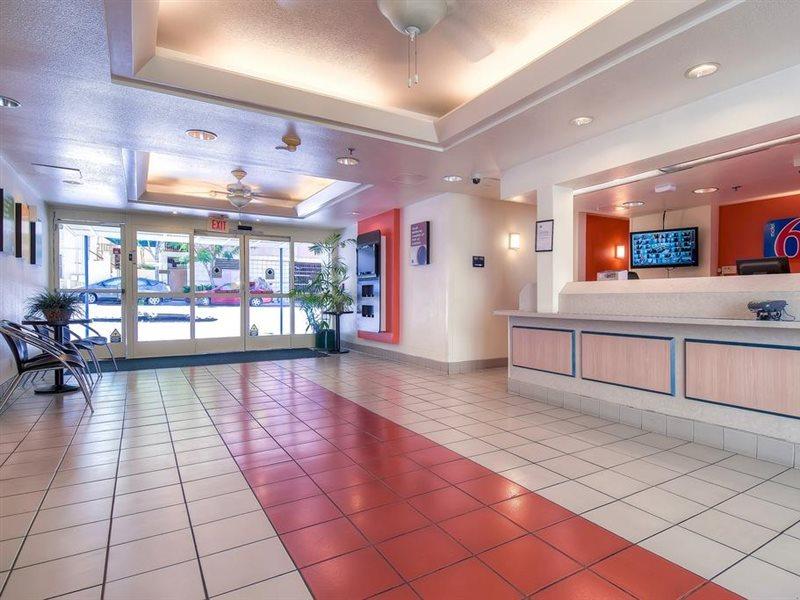 Motel 6-San Diego, Ca - Downtown Exterior foto